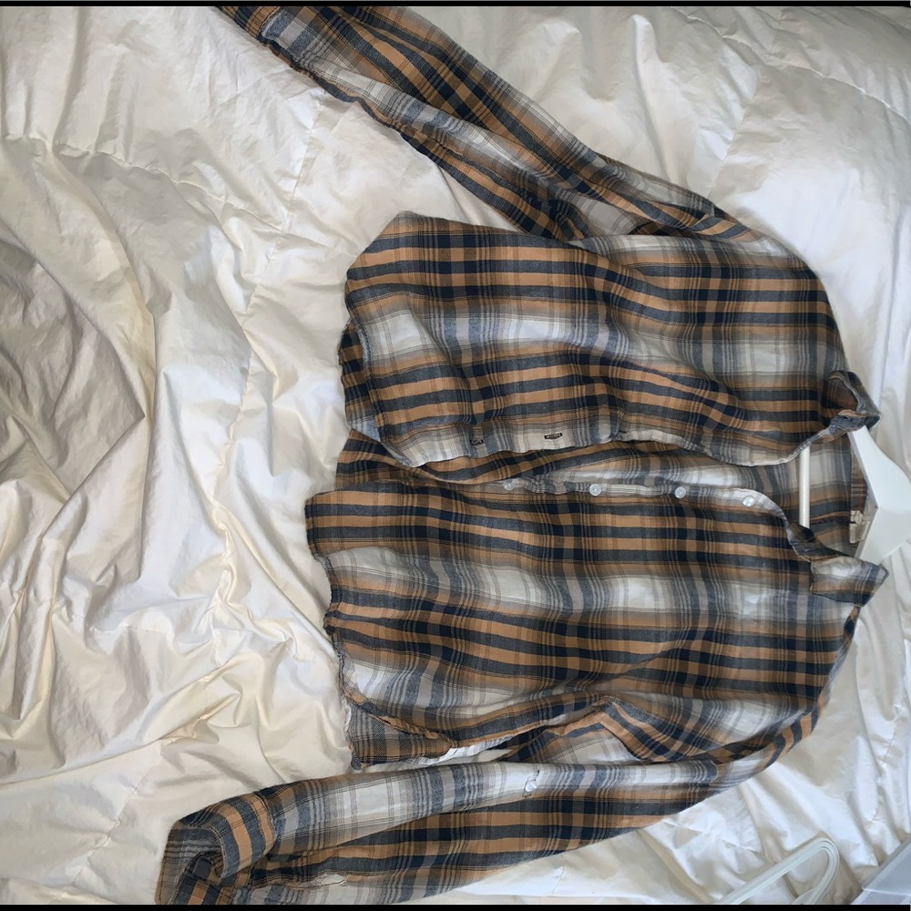 Cropped tan white and black flannel